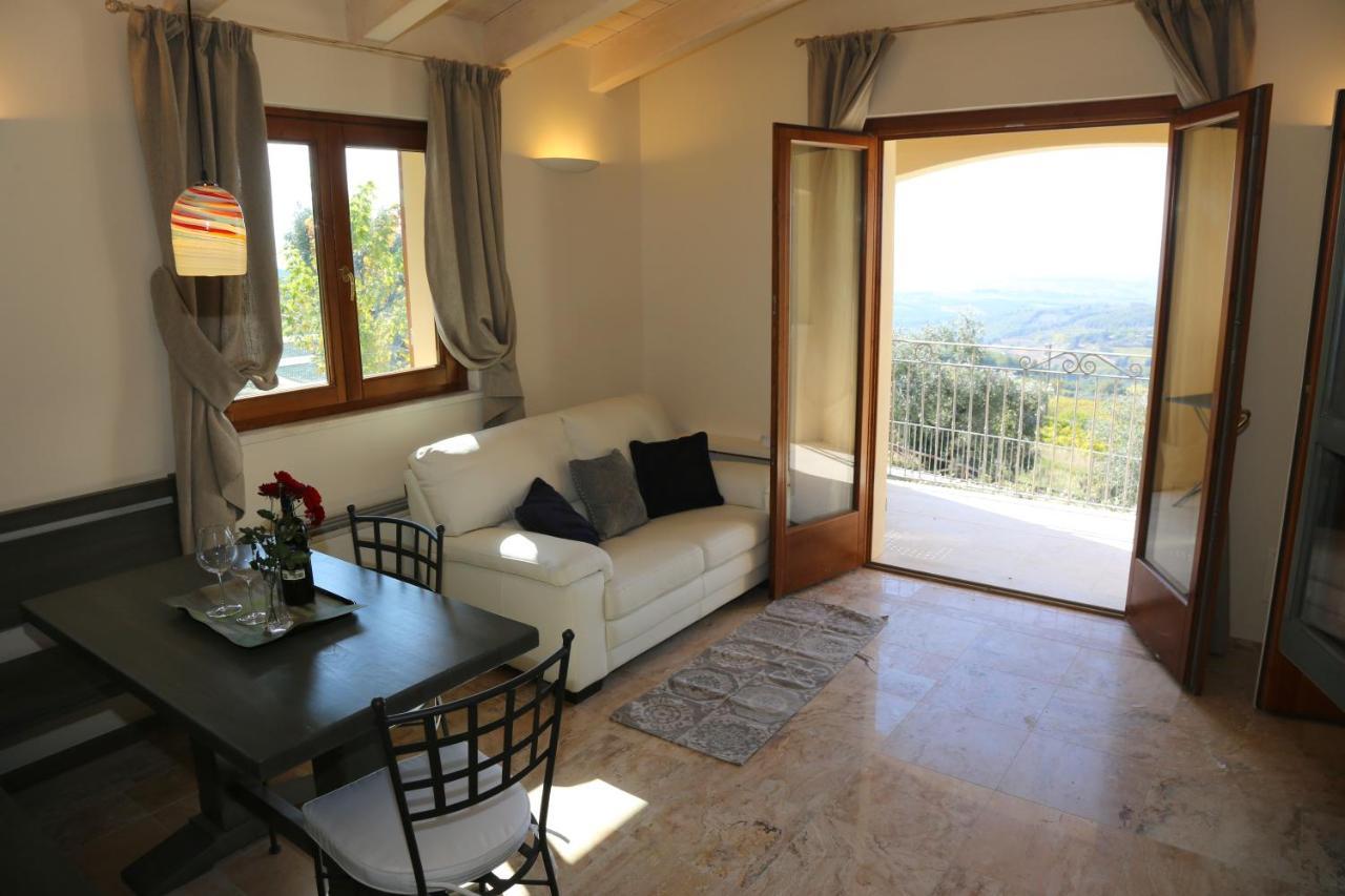 Casa Vacanze Squarcialupi Castellina in Chianti Eksteriør bilde