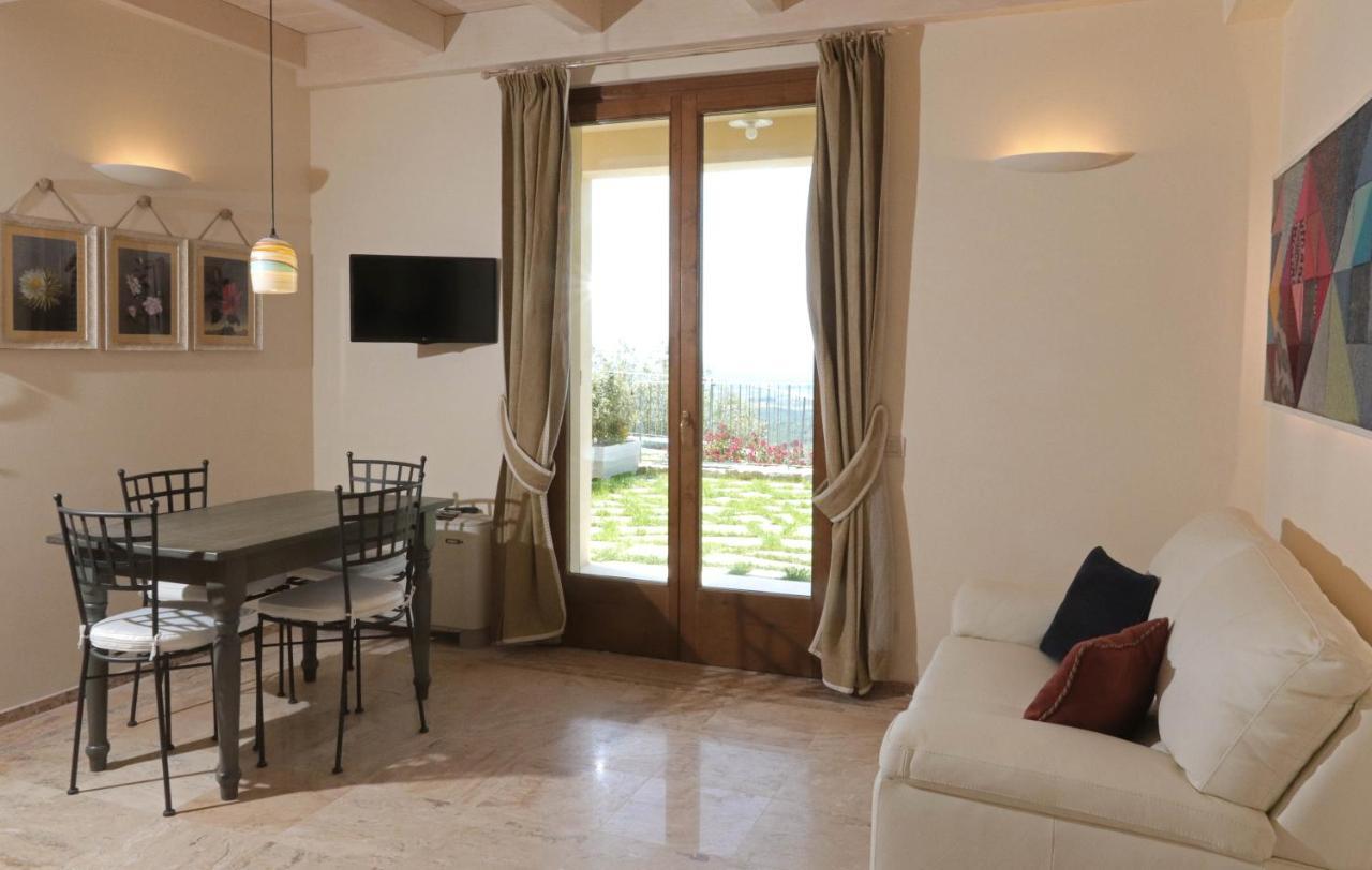 Casa Vacanze Squarcialupi Castellina in Chianti Eksteriør bilde