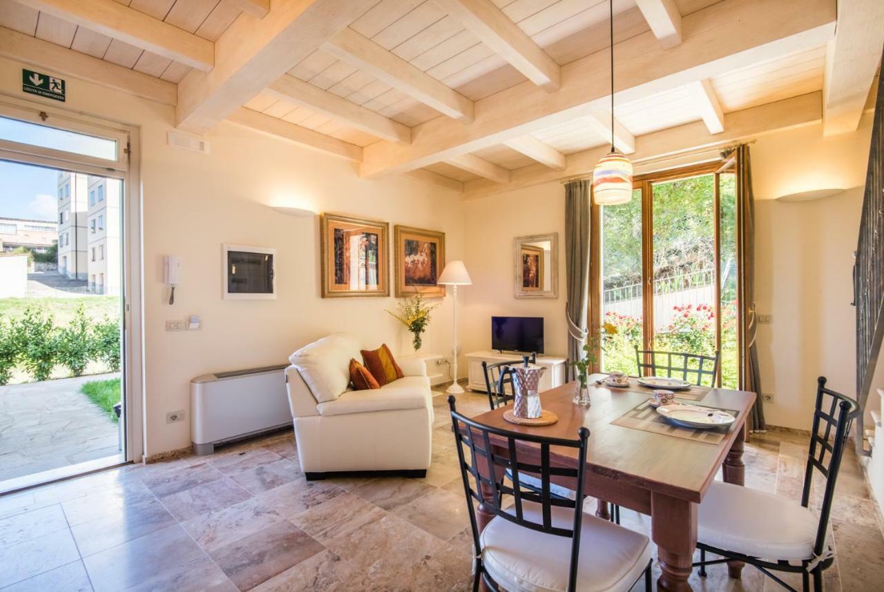 Casa Vacanze Squarcialupi Castellina in Chianti Eksteriør bilde