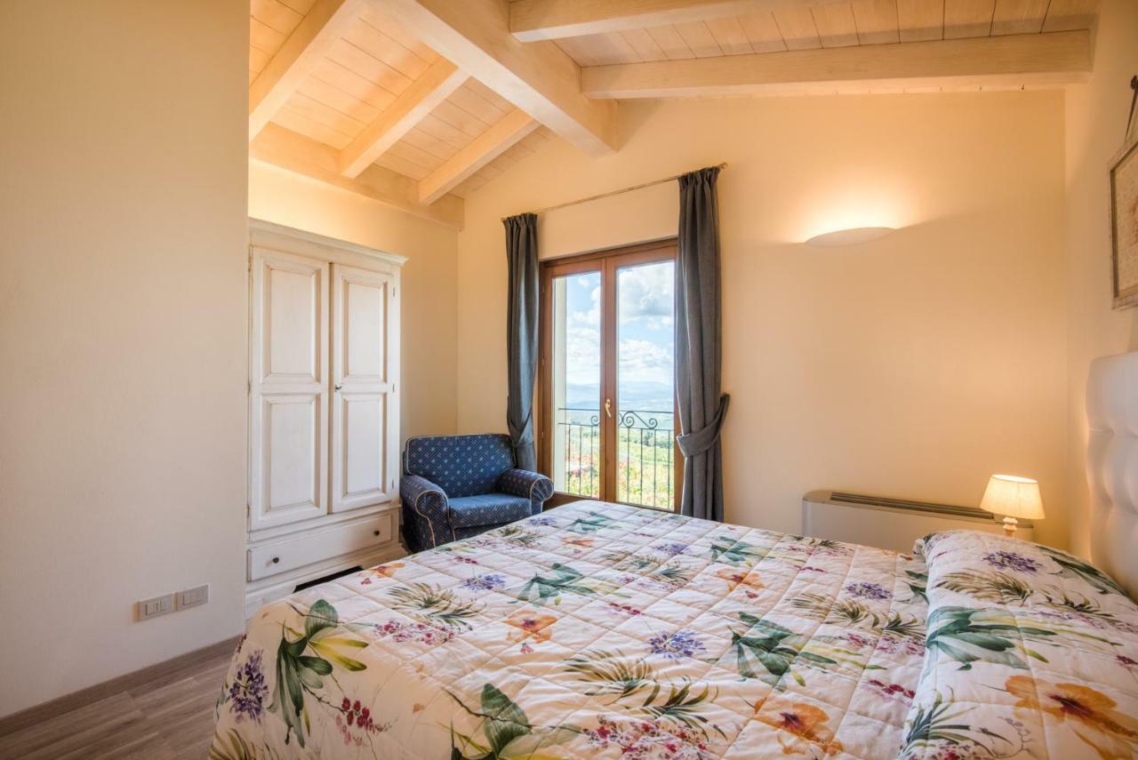 Casa Vacanze Squarcialupi Castellina in Chianti Eksteriør bilde